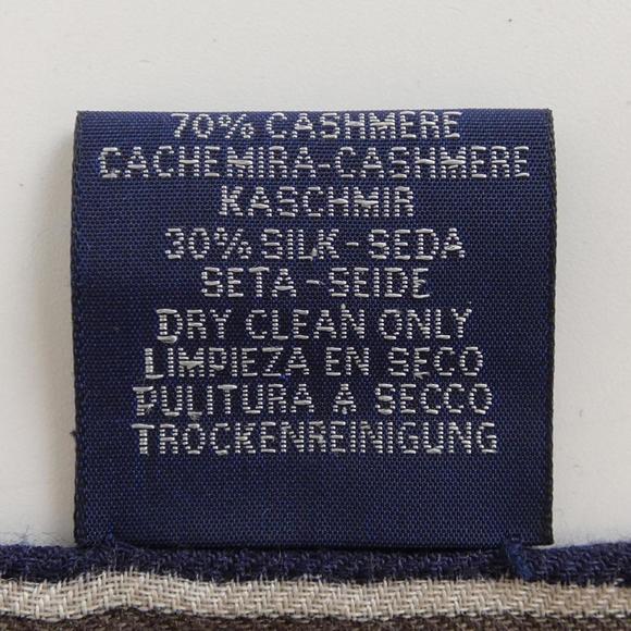 HERMES Silk Twill Pocket Square - Picture 3 of 4